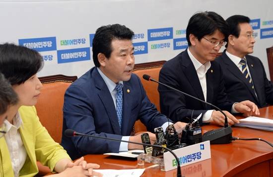 더불어민주당 박정 국회의원이 주한미군 공여구역 주변지역 등 지원 특별법 개정안을 대표발의 했다.(사진= 박정 의원실)