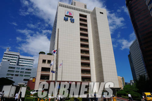 부영그룹은 수익 다면화를 위해 알짜배기 부동산 매입에 적극적으로 나서고 있다. 서울 세종대로 부영그룹 사옥 전경. (사진=손강훈 기자)