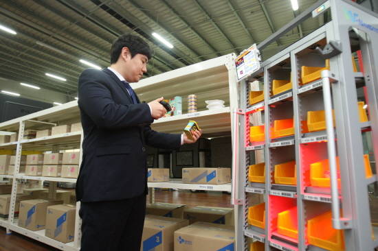 W-네비게이터 시연 모습. (사진=TES이노베이션센터)