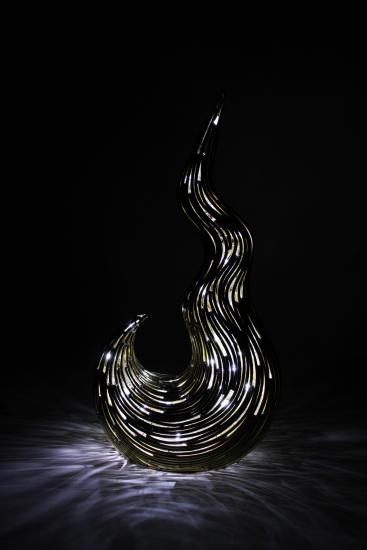 Rise / 22*17*42cmm / Brass, Stainless Steel, Led / 2009